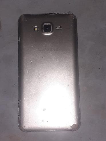 processor core i7: Samsung Galaxy J7, 16 GB, rəng - Qızılı, Qırıq — 2