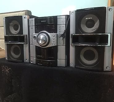 Sony mini audio sistem – mərkəzi blok və iki ədəd akustik sütun ilə