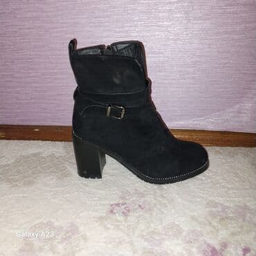 Ölçü: 38, rəng - Qara, İşlənmiş