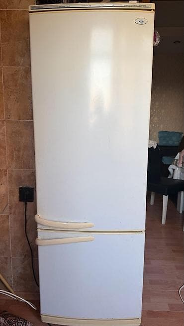 dispensor: İşlənmiş 2 qapılı Soyuducu Satılır, Dispenserli — 2