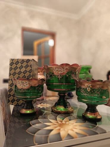 Bohxema üslubunda dekorativ şüşə dəst - Rənglər: zümrüd-yaşıl və