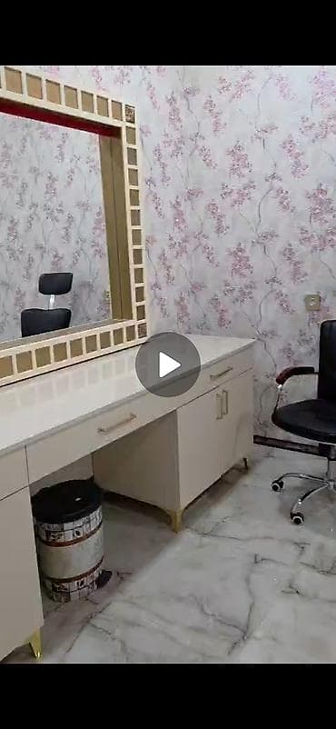 is stolu: Gözəllik salonu üçün mebel və avadanlıq dəsti - Vizaj/saç stolu — 1