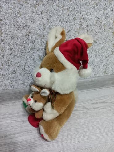 dovşan oyuncaq: Dinozavr ~35 sm Ördək ~25 sm Tovuz quşu ~ 20sm Tutuquşu ~ 20 sm — 7