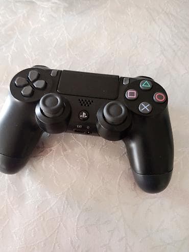 sukan oyunu: Sony PlayStation DualShock 4 (PS4) simsiz oyun pulti – qara rəng — 1