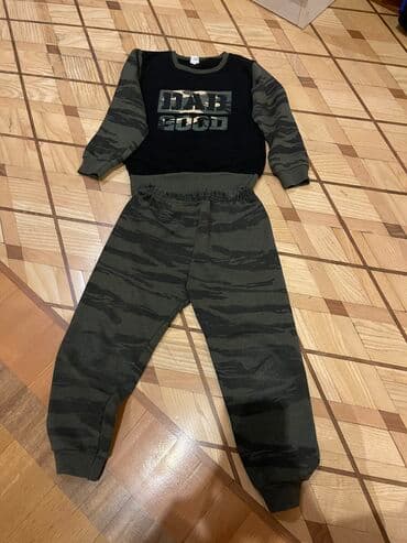 Sport kostyum,5-6 yash,yaxshi veziyyetde