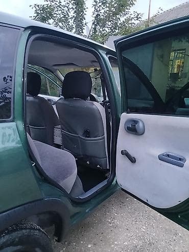 nissan note 1999: Opel Astra Caravan (ya da Astra F Universal) – yaşıl rəngli, 5 qapılı — 2