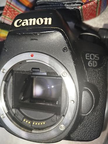 canon 6d mark ii: Canon 6D satılır, fotoaparat normal vəziyyətdə. üstündə 1 dənə 16qb SD — 4