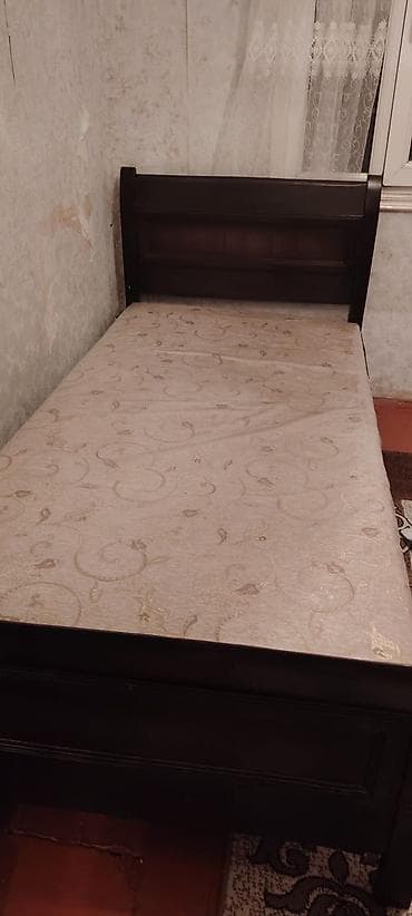 İşlənmiş, Təknəfərlik çarpayı, Matras ilə, Siyirməsiz — 1