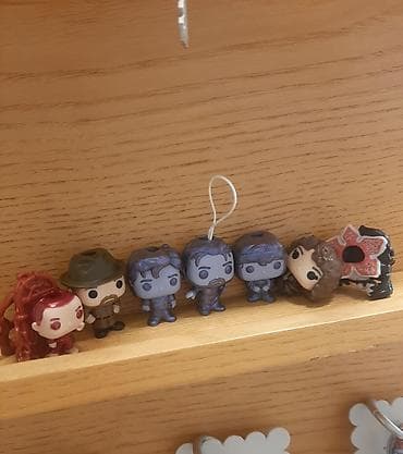 Kinder joy stranger things satılır — 2