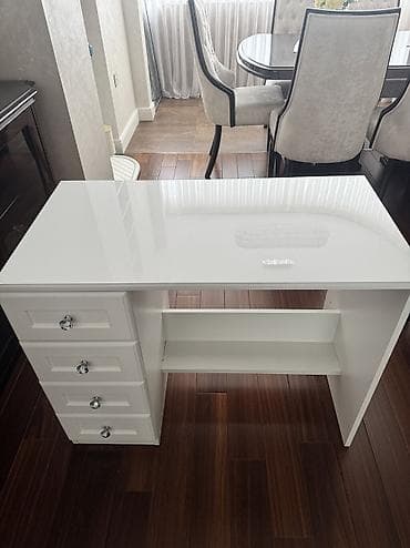 mebel satıram: Salam.Satıram yazı masası.Uzunluqu 95 sm,eni 50 sm,hündürlüyü 75 — 8