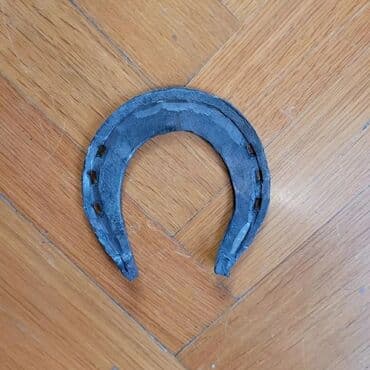 Dekorativ divar panelləri: Məhsul: At nalı Təsvir: - Dəmir materialdan U formalı at nalı - — 1