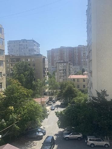 Bakı, 8-ci mikrorayon, 2 otaqlı, Köhnə tikili, m. Azadlıq Prospekti, 57 kv. m
