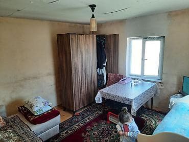 ev elanlari: Həyət yanı sahəsi 3 sot bütün əşyalar qalacaq Satışa təqdim olunur — 3