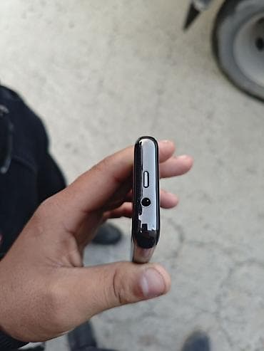 nokia 215 4g: Nokia 8000 4G, 4 GB, rəng - Qara, Düyməli — 3