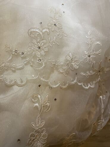 ağ don: Gelinlik (texmini 9-11yas)(yenidir demek olarfata hediyye) — 5