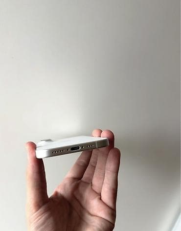 iphone 8pulus: IPhone 16, 128 GB, Ağ, Zəmanət, Simsiz şarj, Face ID — 5