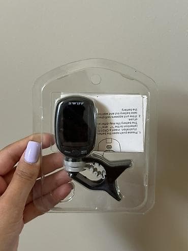 gitara tuner: Gitara demək olar ki, istifadə olunmayıb, yeni kimidir. Case və gitara — 5