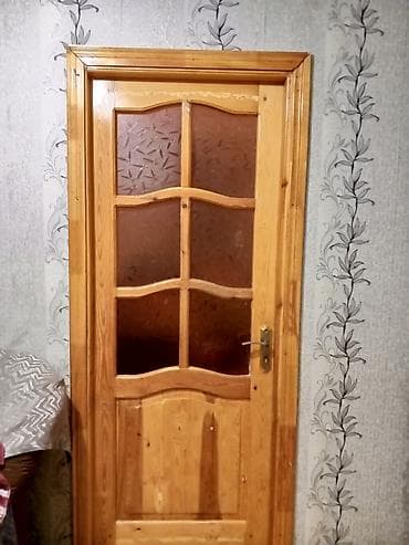 Taxta daxili qapı – şüşəli model - Material: təbii ağac (masiv) lalafo.az -da Taxta daxili qapı – şüşəli model - Material: təbii ağac (masiv)