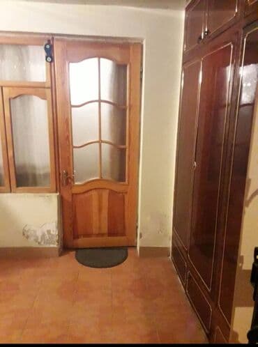 içəri şəhər: 50 kv. m, 2 otaqlı, Qaz, İşıq, Su — 10