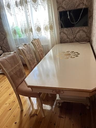 qaşıq çəngəl dəsti: Qonaq otağı üçün, Açılmayan, Dördbucaq masa, 4 stul — 1