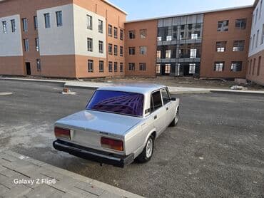 pilus masin: VAZ (LADA) 2107: 1.6 l | 2001 il 67405 km Sedan — 6