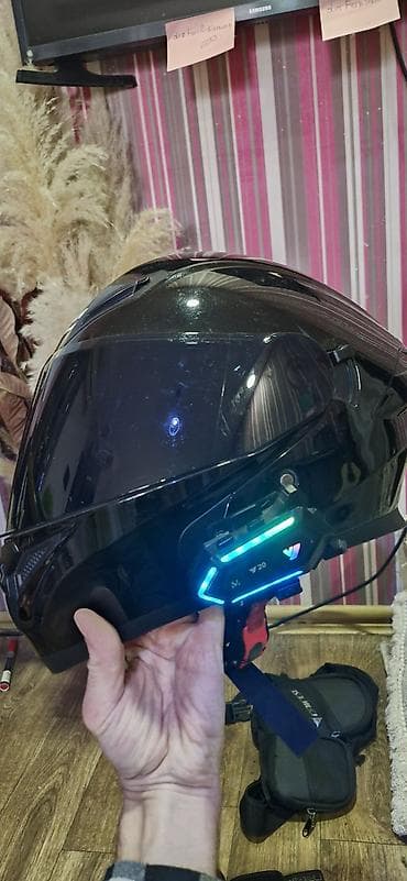 06 arxa faralari: Moto dəbilqə və aksesuarlar dəsti Kaska+interkom, əlcəklər, maska, 2 — 3