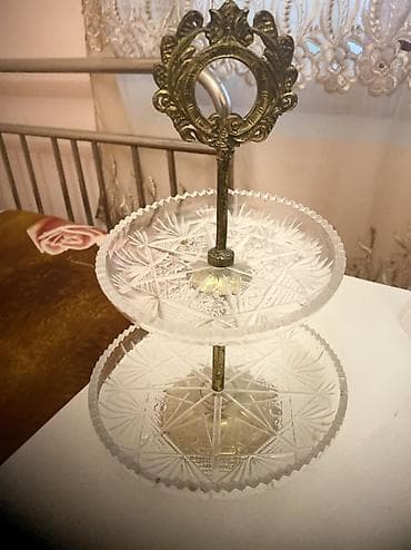 Tort və şiriniyyat qabı, rəng - Qızılı, Şüşə