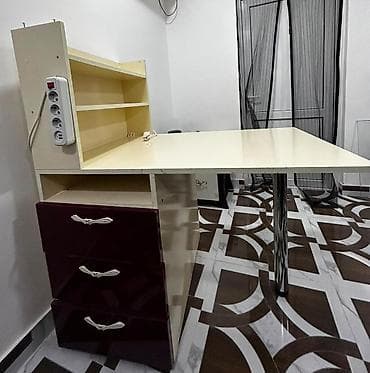alt stolu: Künc masa, Siyirməli, Polkalı, Kredit yoxdur — 1