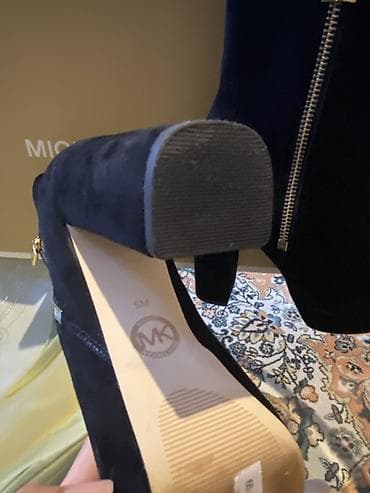 kajila bot: Michael Kors qadın çəkmələri - Model: Qalın dabanlı, yüksək boğazlı — 3