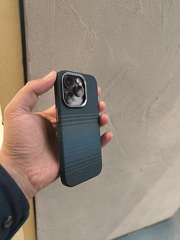 ipone 14: IPhone 14 Pro, 256 GB, Qara, Face ID — 4