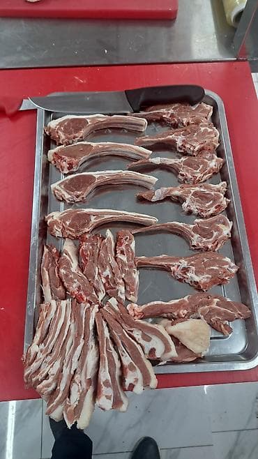 qoyun sekilleri: Məhsul: Qoyun əti – bütöv və hissələrə bölünmüş Təsvir: - Yerində — 4