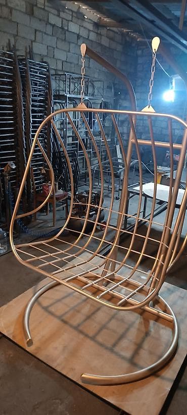 Oturacaq-yelləncək, Zontiksiz, Metal