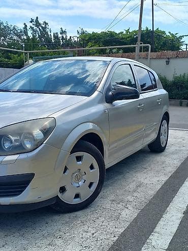 Nəqliyyat: Opel Astra: 1.3 l | 2006 il 245000 km Hetçbek — 3