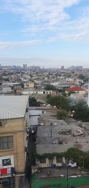 Salam Inqilabda istikbal mebelin ustunde 2 otagli menzil kiraye