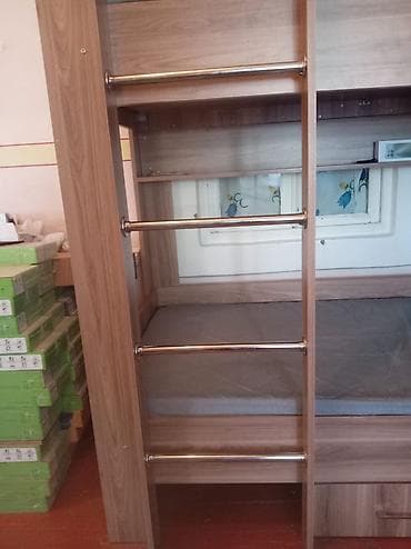 Uşaq dünyası: Yaxsi veziyyetdrdi az islenib uwaqlar yatmadiqi ucun. satilir baha — 2