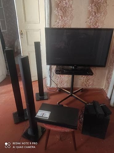 LG ev kinoteatrı və TV dəsti - TV: LG düz ekran (təxminən 40–47"