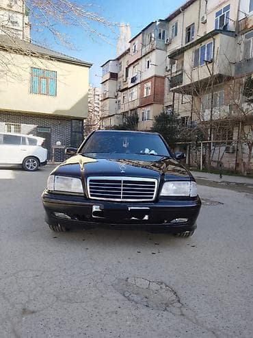 Mercedes-Benz 240: 2.4 л | 1998 г. Седан — 3