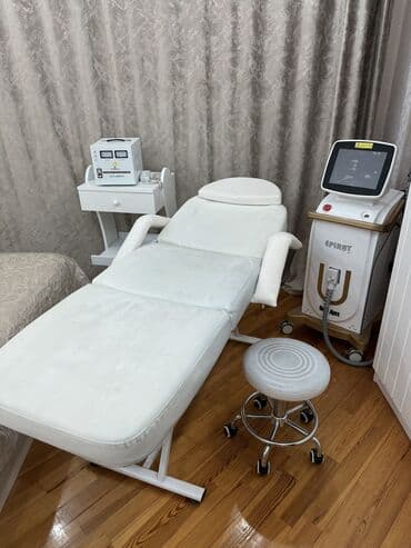 Тонометры: Epiray V12 2021 Cox az istifade edilib ekranının plyonkasına kimi — 2