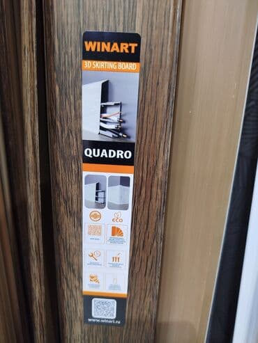 Qapı şüşələri: WINART 3D Skirting Board – QUADRO dekor plintusları - Tətbiq — 2