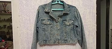 Qadınlar üçün qısa denim ceket - Rəng: açıq mavi, yuyulmuş (acid — 2