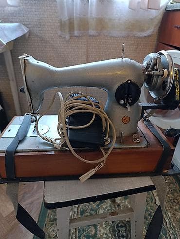 ayaq vannasi: Tikiş maşını Elektromexaniki — 1