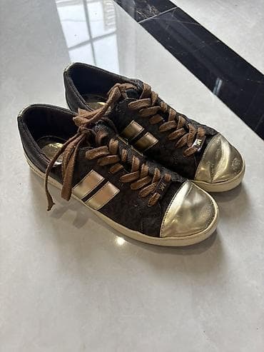 Michael Kors qadın krossovkaları razmer 39 - Model: MK logolu casual — 3