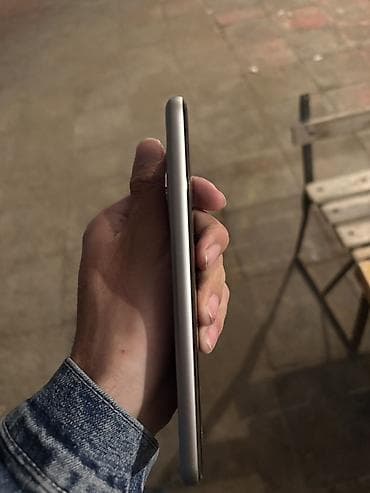 redmi 16 pro: Honor 400 Pro, 256 GB, rəng - Gümüşü — 3