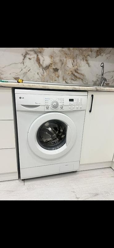 LG 5 kg paltaryuyan satilir 200azn.3 4 ay istifade olunub.Yeni