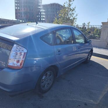 аренда авто для такси: Günlük, Toyota, Depozitlə, Qalmamaq şərti ilə — 3