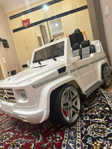 maşınlar uşaq üçün: Uşaq üçün elektrikli akkumulyator maşını – ağ rəngdə, kabriolet tipli — 2