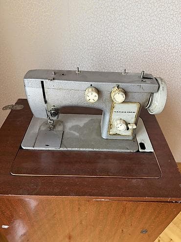 Дом и сад: Tikiş maşını satılır işləməyində heç bir problemi yoxdur pedalın — 3