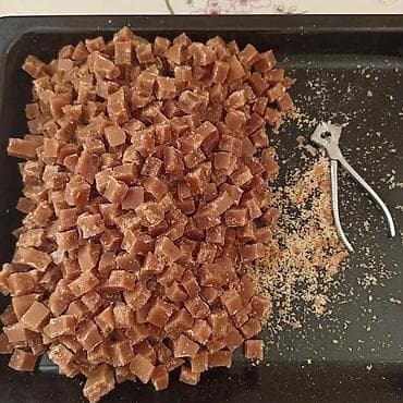 Другие продукты питания: Evde süd ilə hazırlanan qənd.Konfet dadlı.Terkibine ceviz vurulur — 7