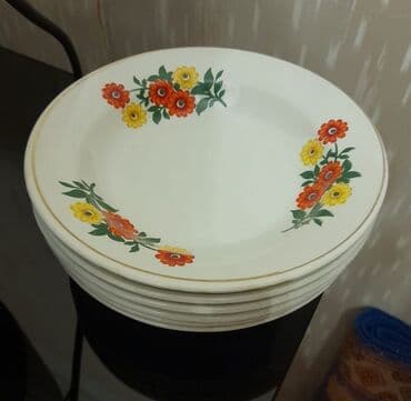 Boşqablar, 6 ədədli dəst, rəng - Ağ, Keramika, SSRİ lalafo.az -da Boşqablar, 6 ədədli dəst, rəng - Ağ, Keramika, SSRİ