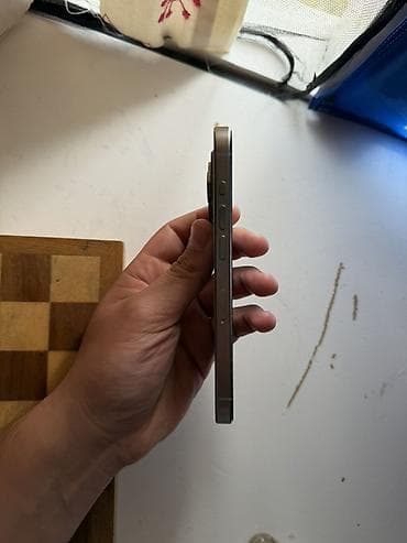 windows 10 masaustu: IPhone 15 Pro, 128 GB, Natural Titanium, Face ID — 6